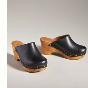NWOB Anthropologie five world Cordani Zorba heels wedge wooden SZ 10 mule black